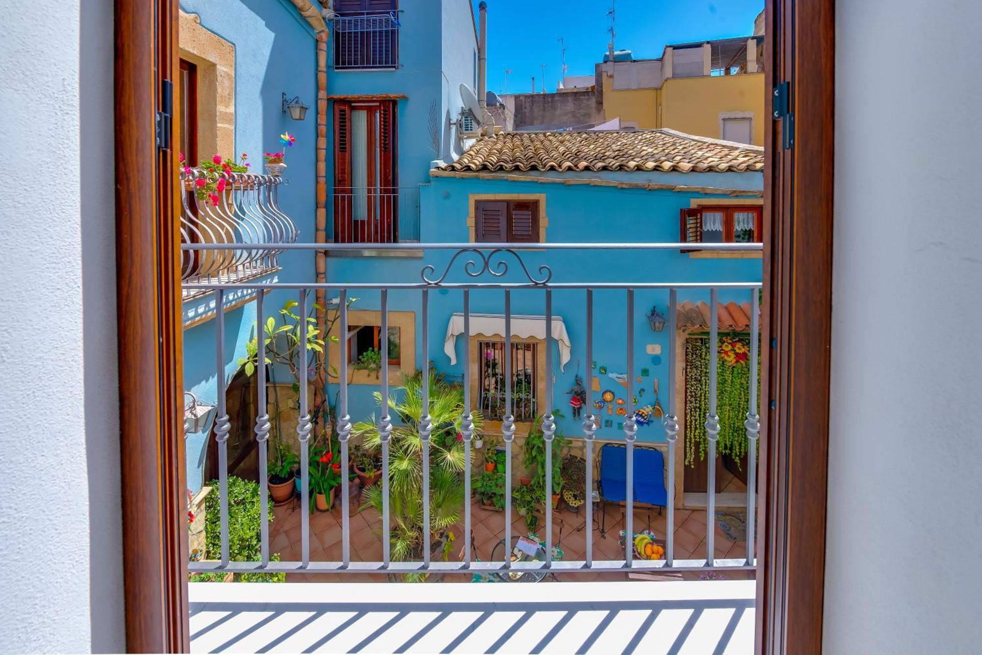 La Finestra Sul Cortile B&B Sciacca Extérieur photo